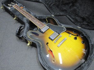 【ギター】Gibson　ギブソン ES-335　PLAIN　VS